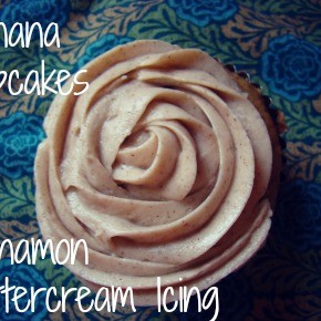 Easy Banana Cupcakes + Cinnamon Buttercream Icing = A Birthday Treat Fit for a Prince