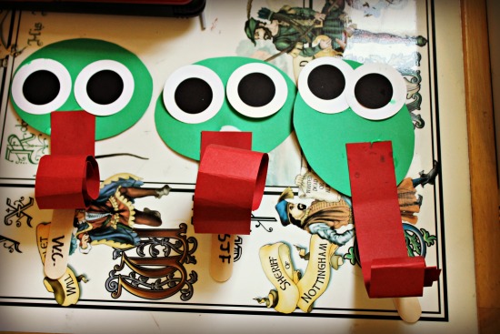 Frog Party Puppets