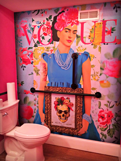 Frida 602 Bathroom