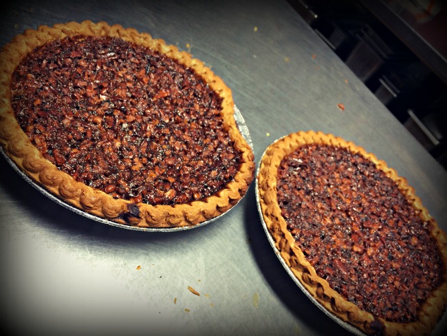 Coal Creek Smokehouse Pecan Pies