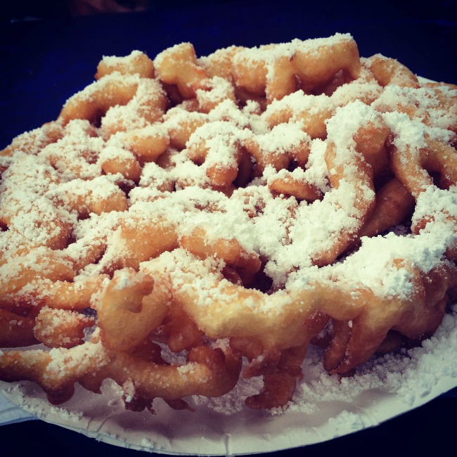 Maifest Funnel Cake