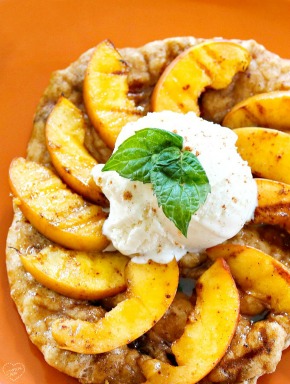 Grilled-peach-dessert-pizza-youve-got-to-try-this