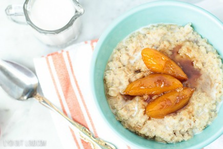 peaches-cream-oatmeal-with-cream