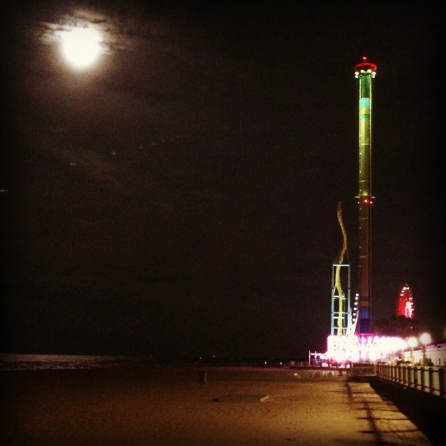 cedar-point-full-moon