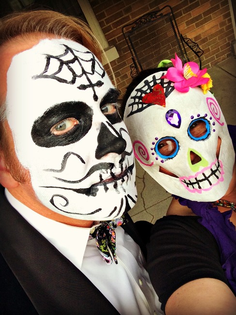 sugar-skull-costumes-selfie
